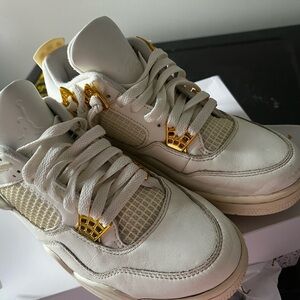 Wmns Cream and Gold Jordan 4